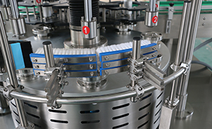 全自動回轉式數控不干膠貼標機-XTHZ-720S型