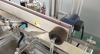 蘇州貼標(biāo)機(jī)隨著時(shí)代一直在進(jìn)步